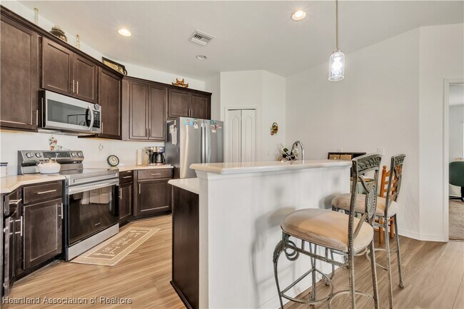 Building Photo - 5320 Pebble Beach Dr