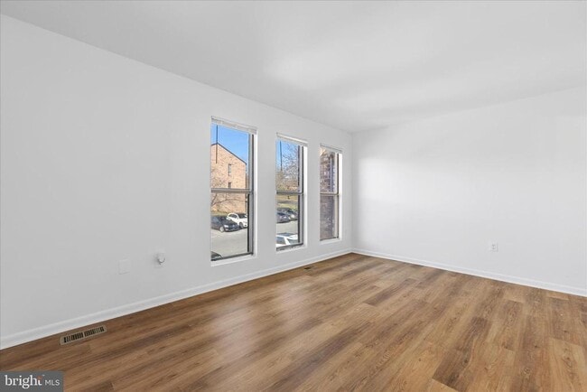 Building Photo - 6911 Cipriano Woods Ct