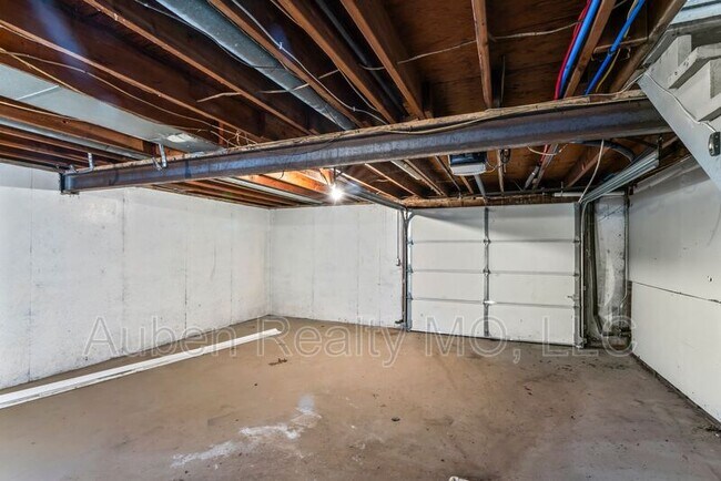 Building Photo - 1300 S Appleton Ave