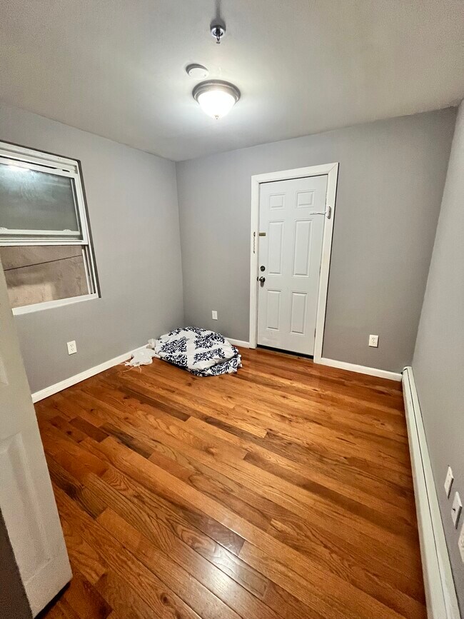 Unit 2 - 113 Ocean Ave