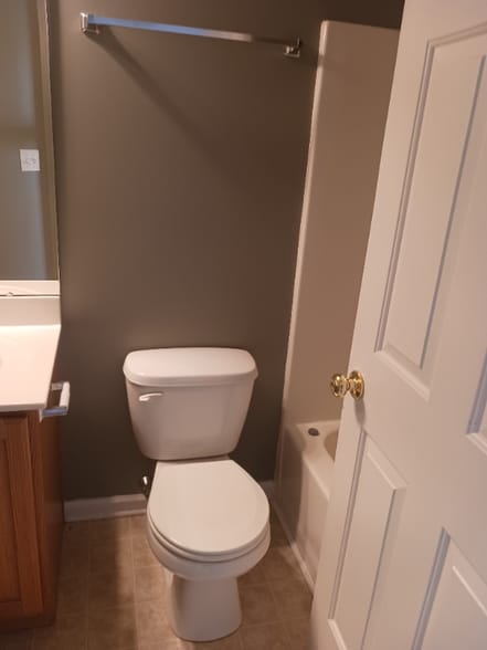 Building Photo - 123 Bradford St