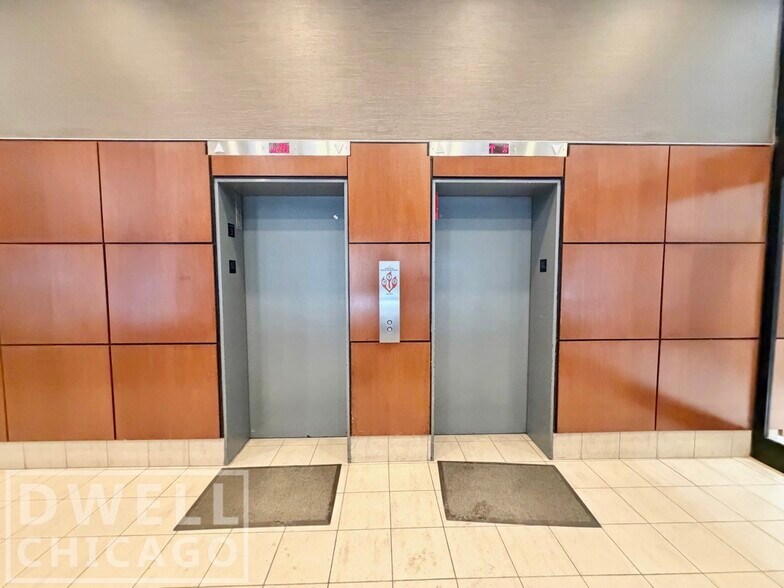 Building Photo - 233 E Erie St