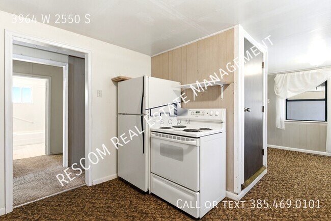 Building Photo - 3964 W 2550 S