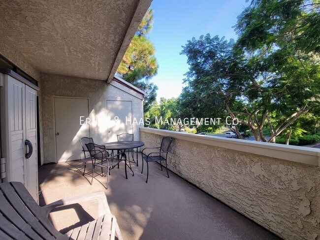 Building Photo - 5101 Tortuga Dr