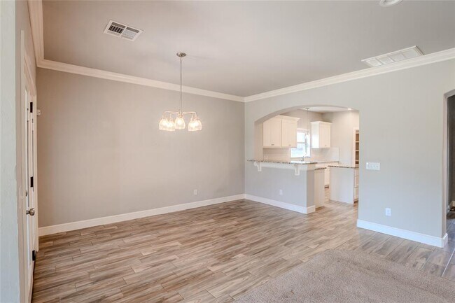 Building Photo - 12037 Ashford Dr