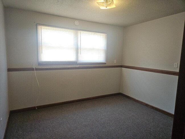 Building Photo - 708 N Campbell St