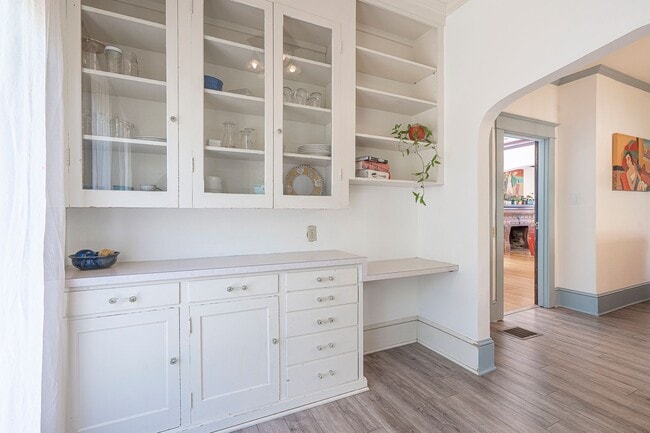 Building Photo - Charming Sabin Craftsman with Fenced Yard, Deck, and More!