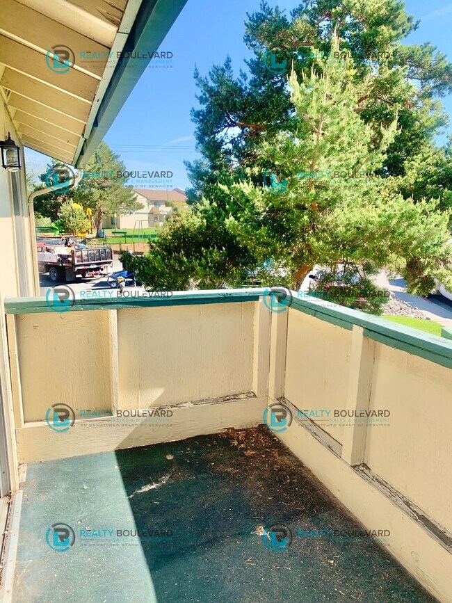 Building Photo - 3909 Clear Acre Ln