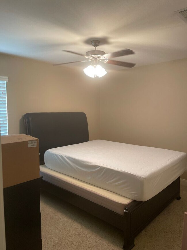 Building Photo - 3/2/2 WYLIE!  Ready for move in!