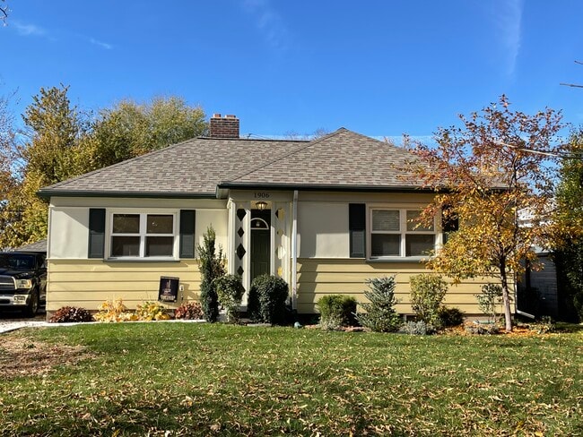 Cute Imperial St Cottage - 1906 S Imperial St