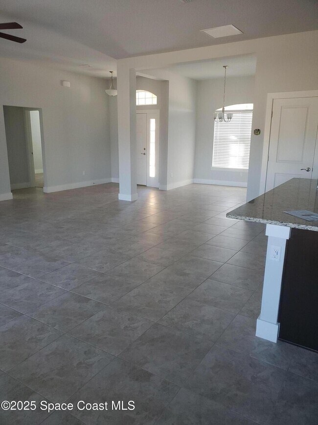 Building Photo - 126 Bud Hollow Dr