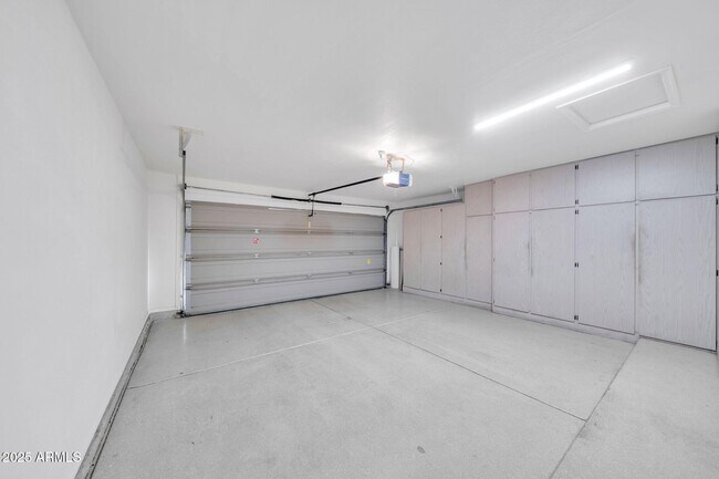 Building Photo - 26234 N 46th St