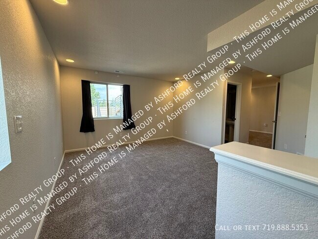 Building Photo - 6044 Callan Dr