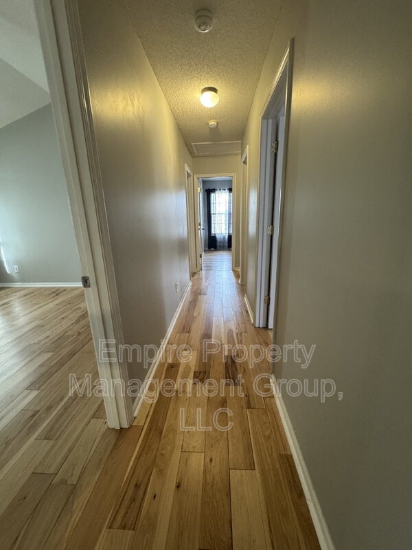 Building Photo - 66 Sand Oak Ct