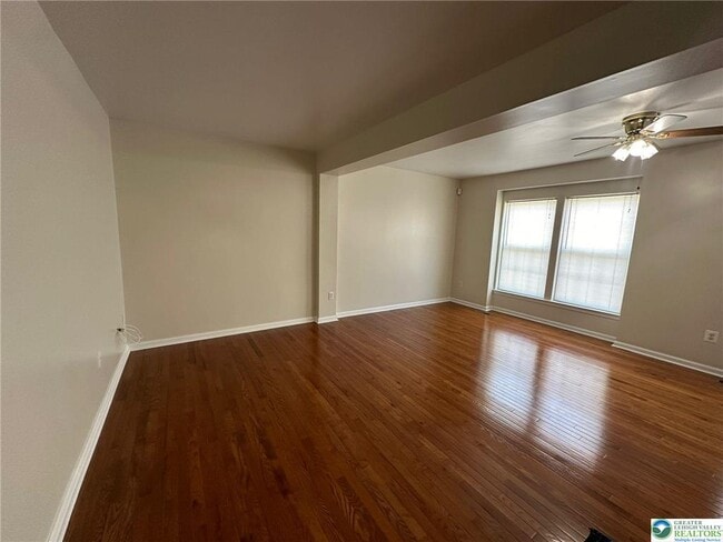 Building Photo - 118 Knollwood Dr