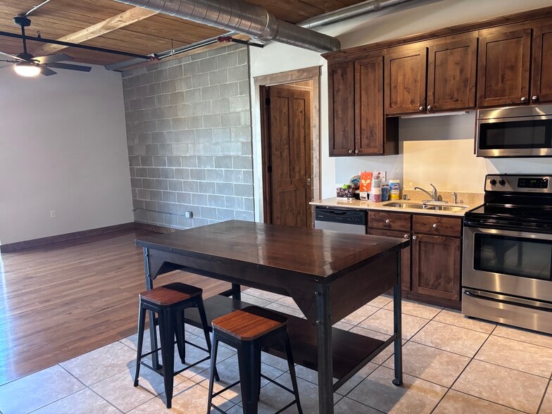 Building Photo - The Waukesha Lofts