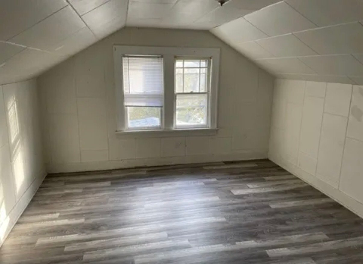 Building Photo - 1520 17th Ave