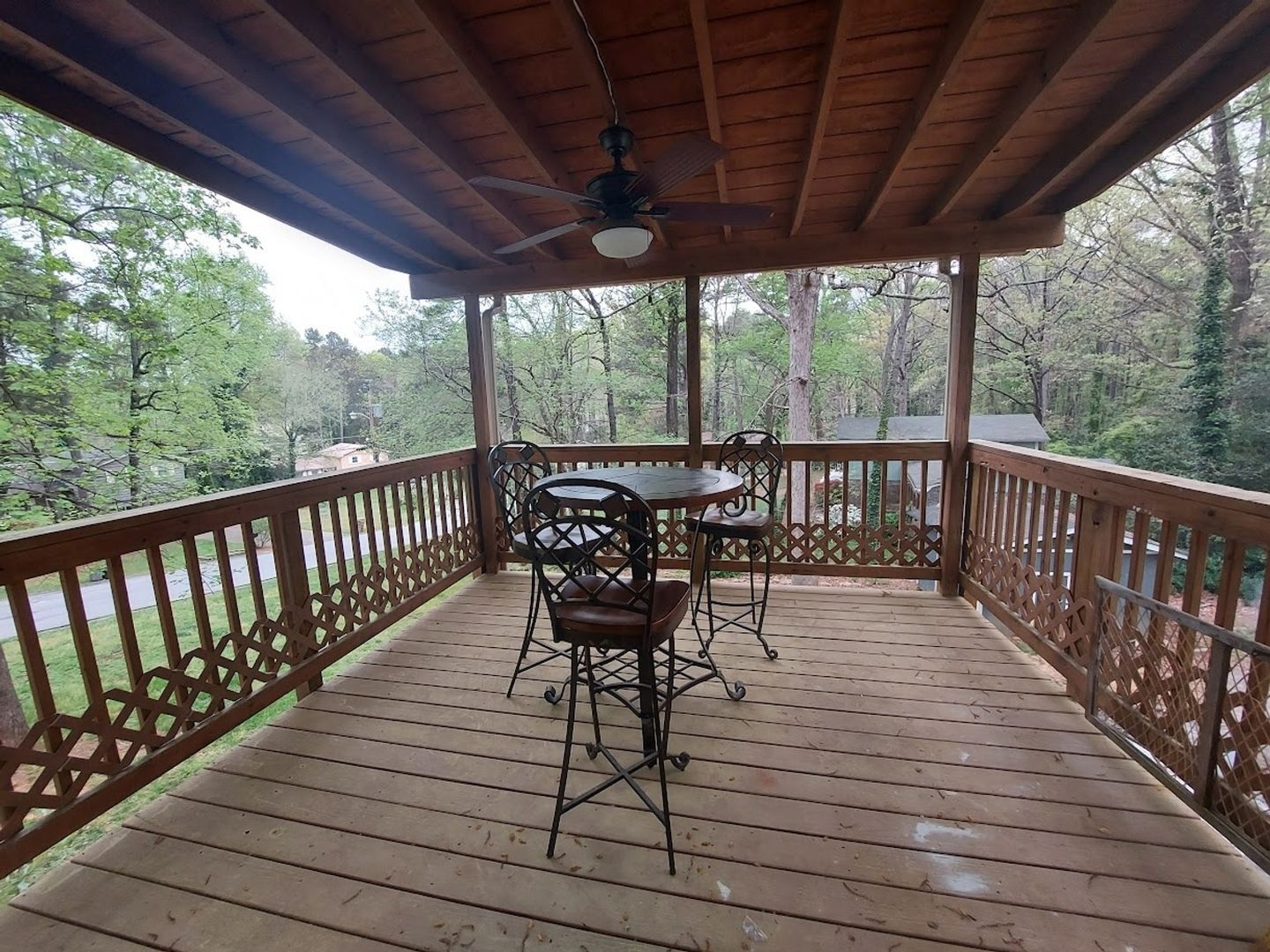 Building Photo - 5571-5574 Four Winds Dr SW