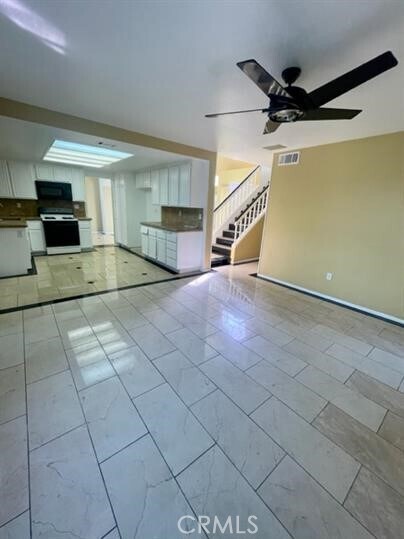 Building Photo - 22710 Brompton St