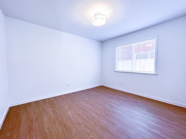 Building Photo - Beautifully Remodeled Three Bedroom Home