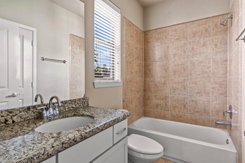 Building Photo - 2318 Emancipation Ave