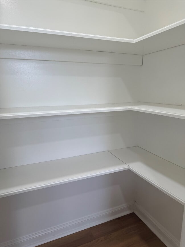 Building Photo - 10402 Belfast Rd