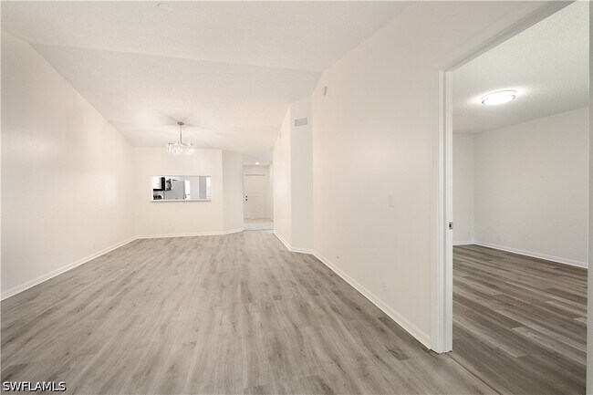 Building Photo - 7791 Esmeralda Way