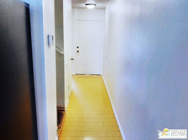 Building Photo - 1655 E Palm Canyon Dr