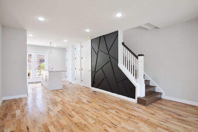 Primary Photo - ???Completely Renovated 3 Bedroom 1.5 Bath...