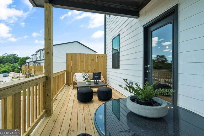 Building Photo - 408 Nix Ln