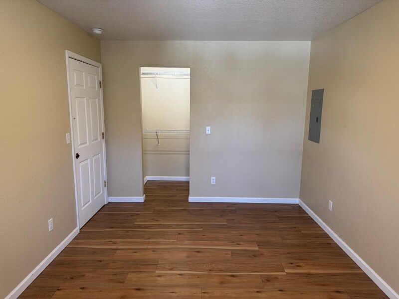 Building Photo - 128 Little Blvd