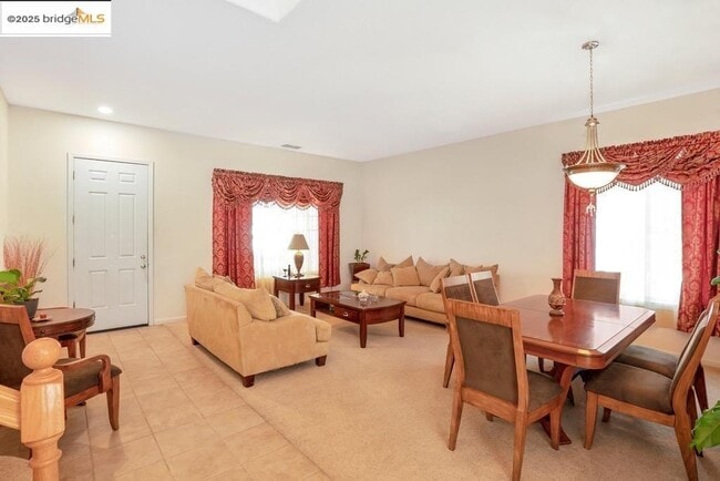 Building Photo - 3792 Pintail Dr