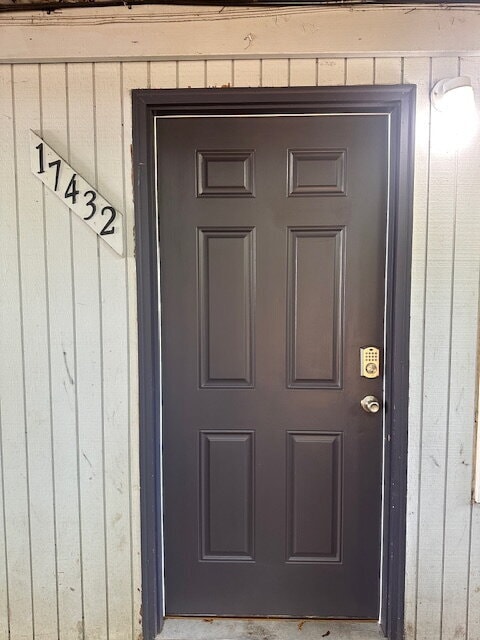 Building Photo - 2 bedroom, 1 bathroom