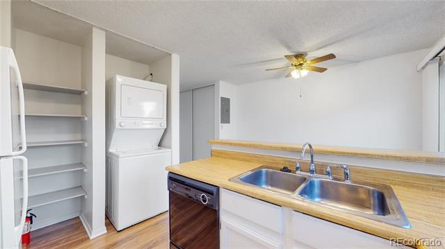 Building Photo - 17157 E Whitaker Dr