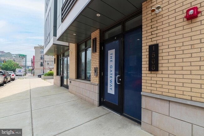 Building Photo - 1508 Ridge Ave