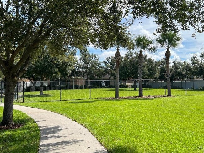 Building Photo - 7514 Forest Mere Dr