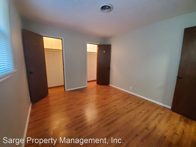Building Photo - 2 br, 1 bath House - 1612 E Harrison St