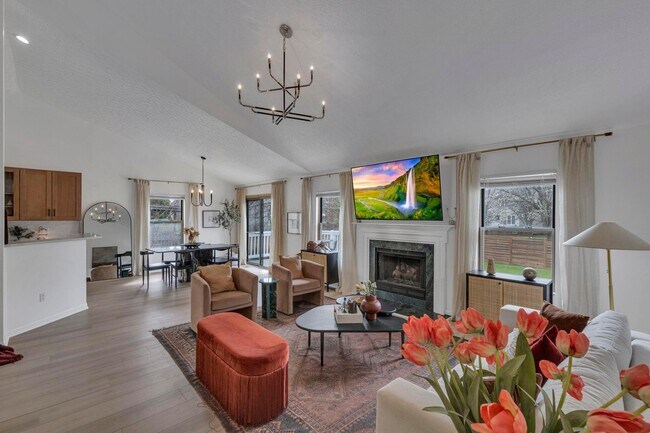 Building Photo - 2639 Berber St