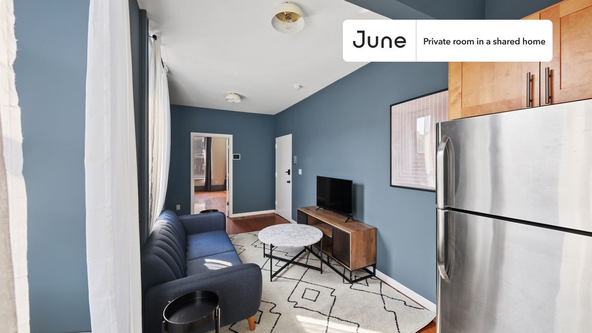 Building Photo - Private bedroom in 2 bed/1 bath Home