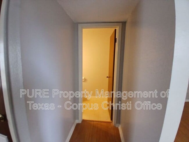 Building Photo - 5001 Middlecoff Cir