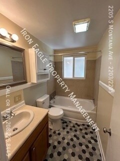 Building Photo - 2205 S Montana Ave