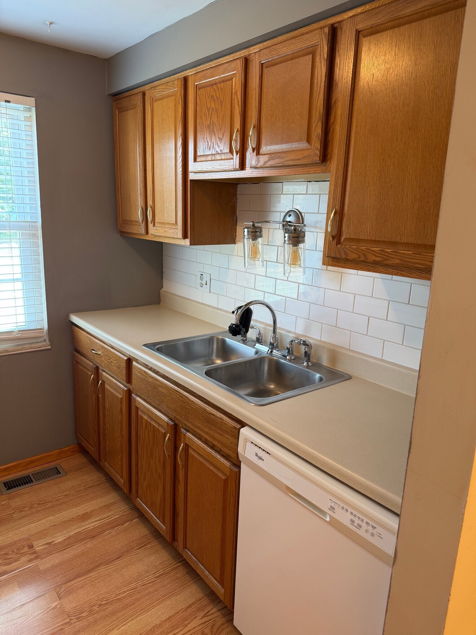 Building Photo - 312 Bellford Ct
