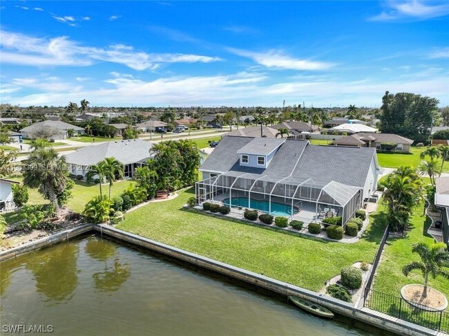 Building Photo - 407 SW 37th St