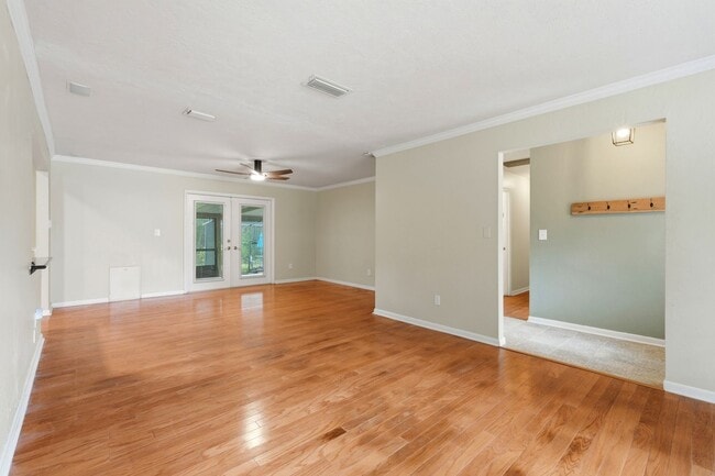 Building Photo - 4731 NW 39th St