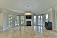 Building Photo - 404 Kelly Plantation Dr