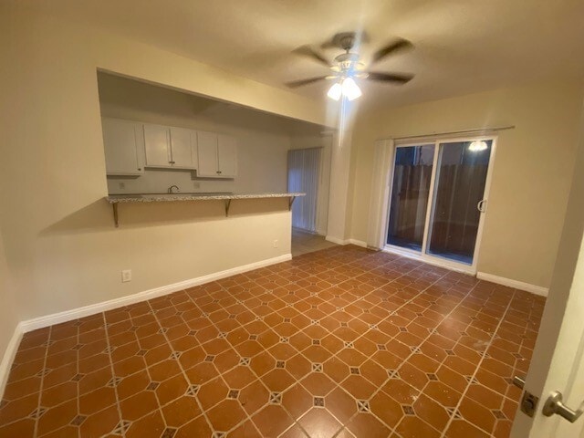 Building Photo - 152 S Sycamore Ave