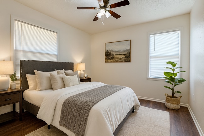 Building Photo - 3816 SE 25th St