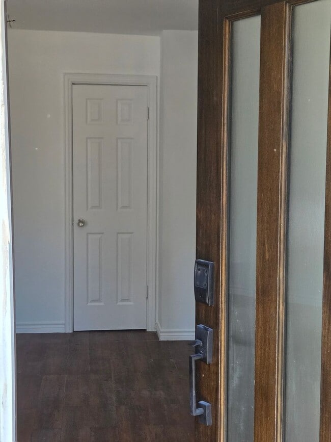 Building Photo - Nice 3 bedroom 1 bath for rent