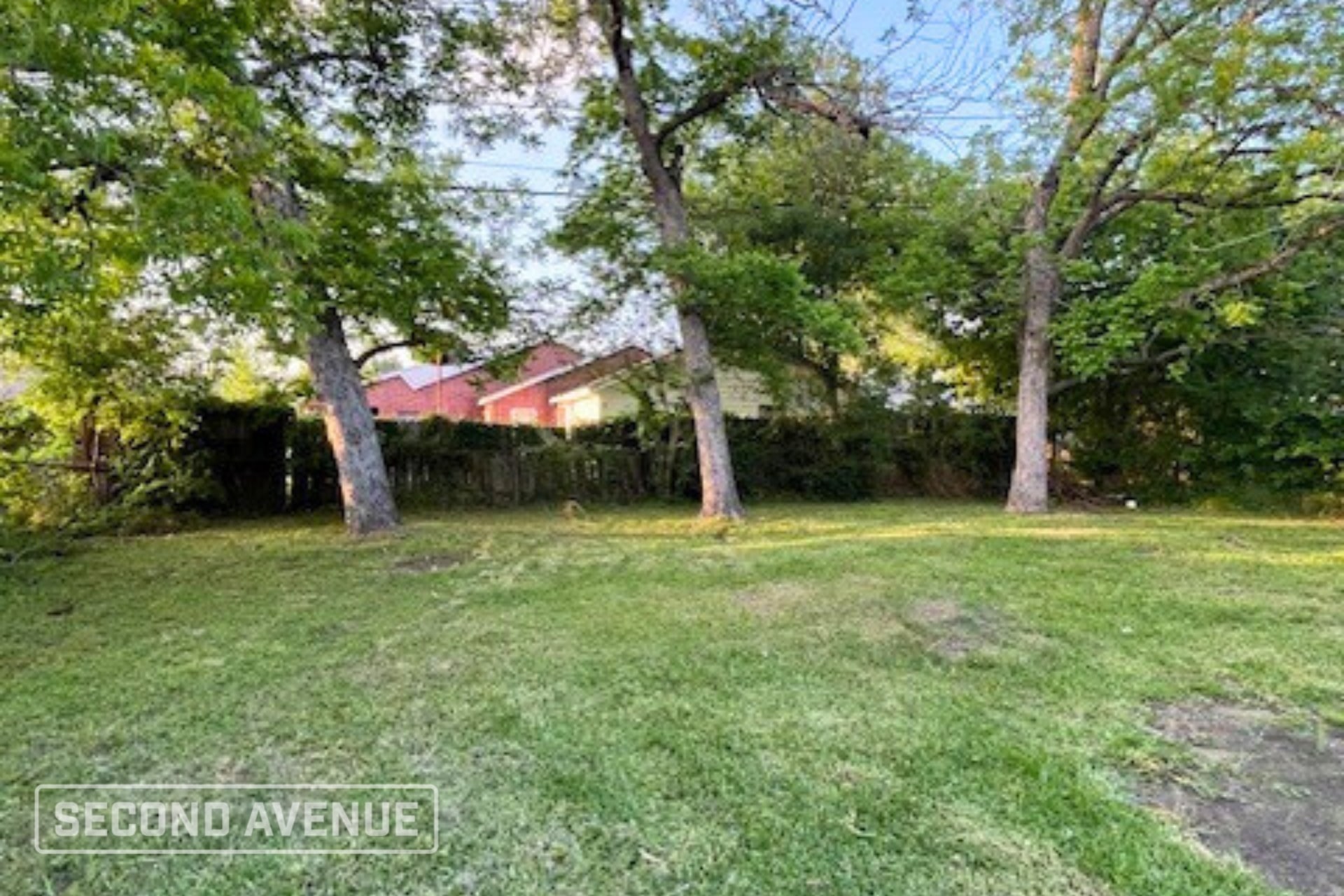 Building Photo - 9117 Oak Knoll Ln