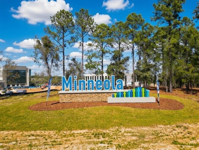 Building Photo - 2104 Axel St